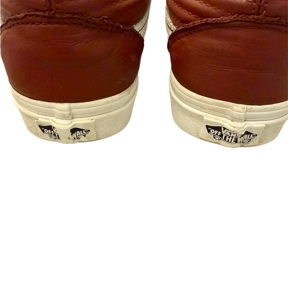 Vans White and Burgundy Old Skool Leather Size 7 Men’s 5.5